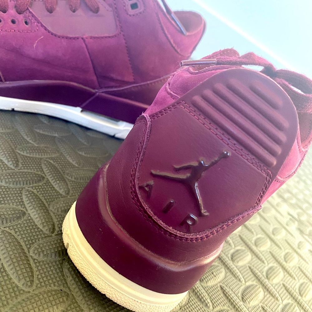 Women’s Air Jordan Retro Bordeaux Suede Sneakers